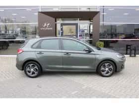 Hyundai i30 (2022) thumbnail 19