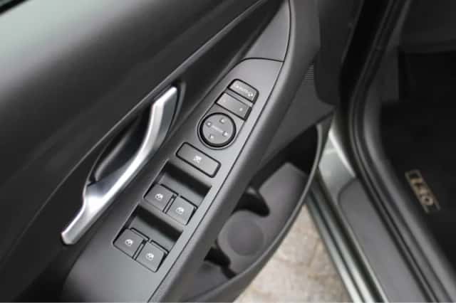 Hyundai i30 (2022) thumbnail 19