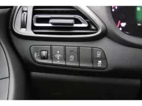 Hyundai i30 (2022) thumbnail 23
