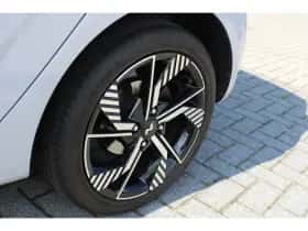 Hyundai i10 (2023) thumbnail 16