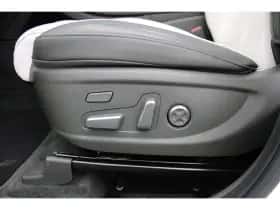 Hyundai Santa Fe (2022) thumbnail 13