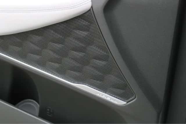 Hyundai Santa Fe (2022) thumbnail 30