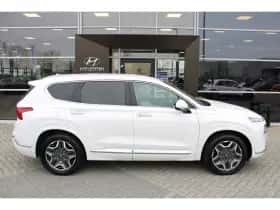 Hyundai Santa Fe (2022) thumbnail 4