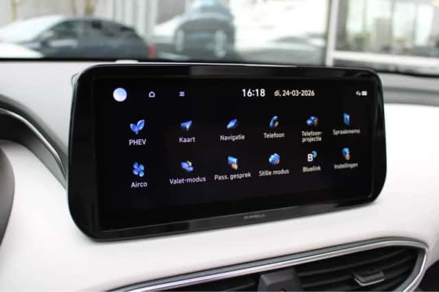 Hyundai Santa Fe (2022) thumbnail 33