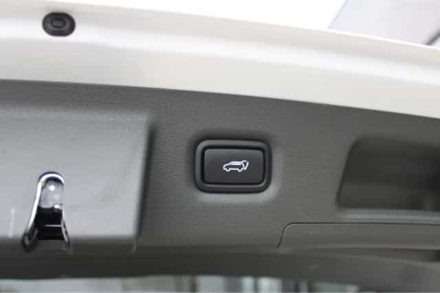 Hyundai Santa Fe (2022) thumbnail 37