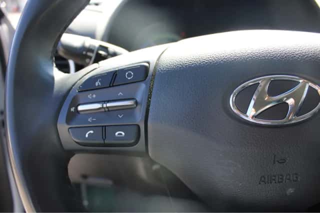 Hyundai Kona (2021) thumbnail 11