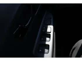 Hyundai Kona (2021) thumbnail 17