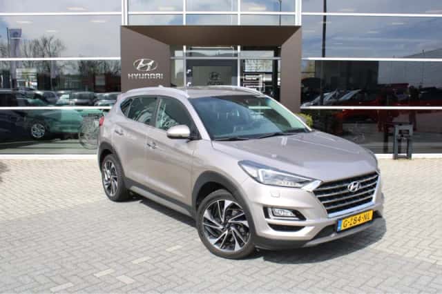 Hyundai Tucson (2019) thumbnail 3