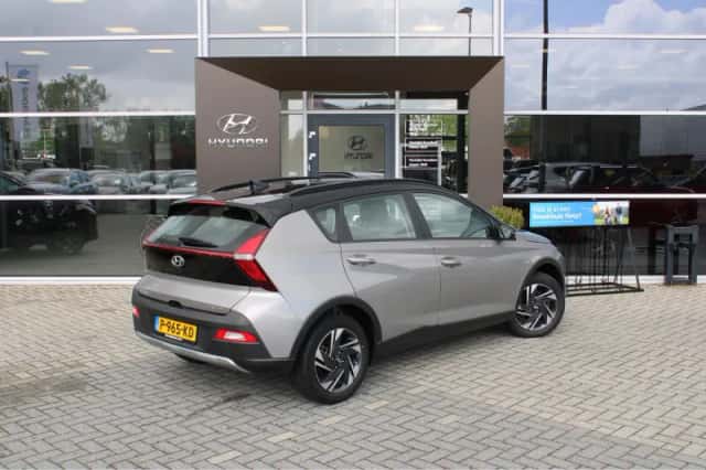 Hyundai BAYON (2022) thumbnail 2