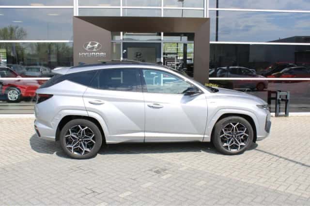 Hyundai Tucson (2023) thumbnail 3