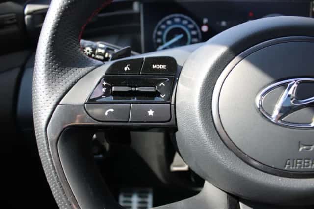 Hyundai Tucson (2023) thumbnail 8