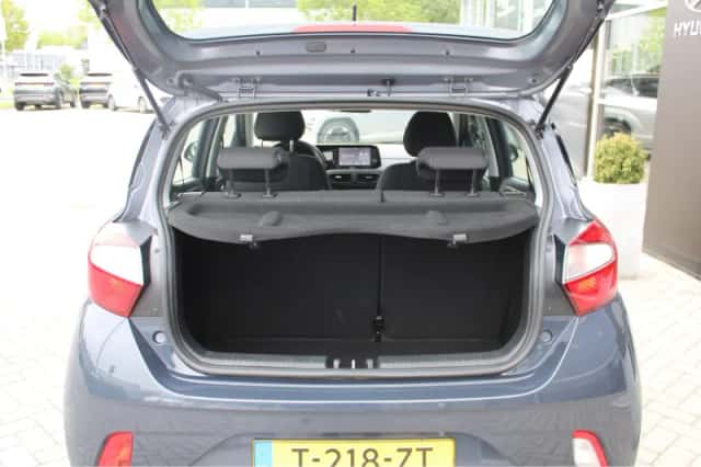 Hyundai i10 (2023) thumbnail 12