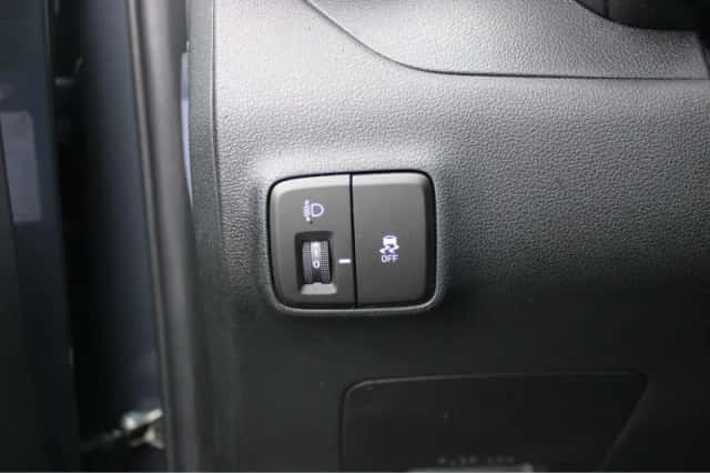Hyundai i10 (2023) thumbnail 13