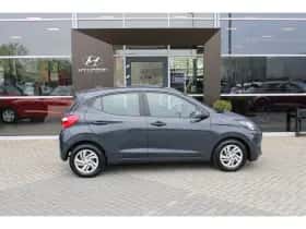 Hyundai i10 (2023) thumbnail 3