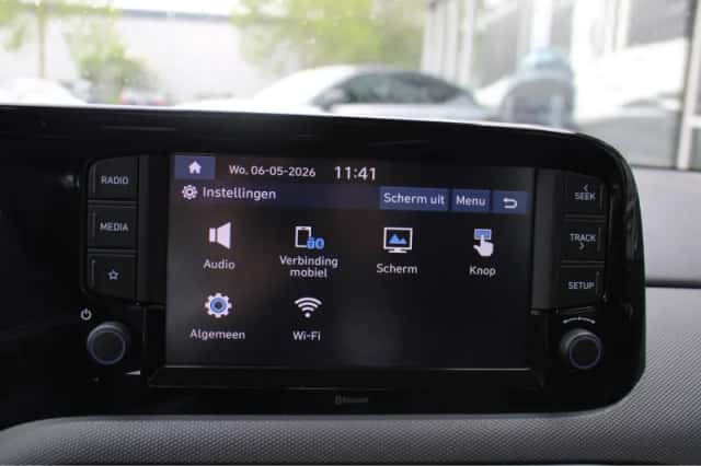 Hyundai i10 (2023) thumbnail 21