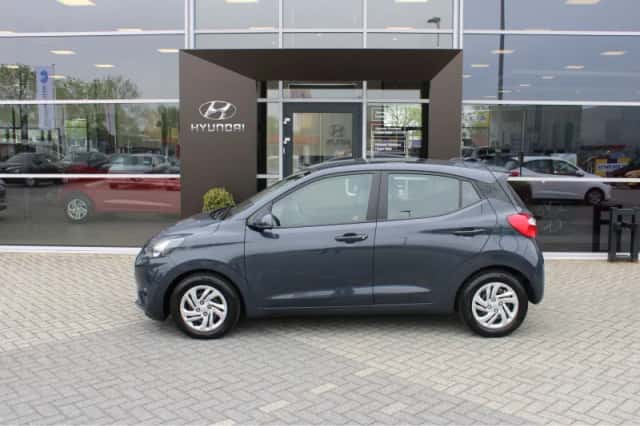 Hyundai i10 (2023) thumbnail 6