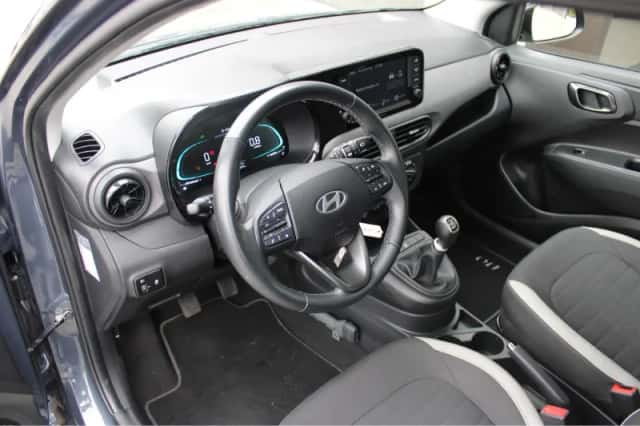 Hyundai i10 (2023) thumbnail 7