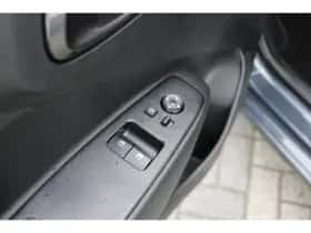 Hyundai i10 (2023) thumbnail 10