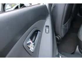 Hyundai ix35 (2011) thumbnail 18