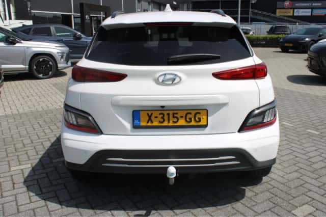 Hyundai Kona (2023) thumbnail 33