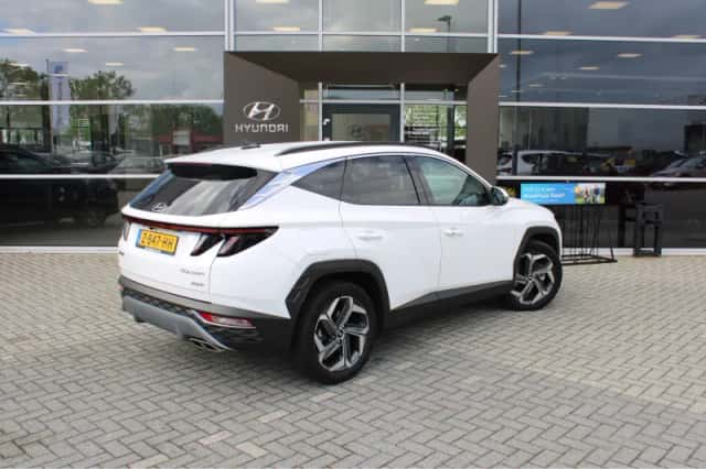 Hyundai Tucson (2024) thumbnail 2
