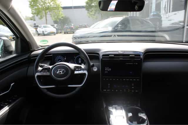 Hyundai Tucson (2024) thumbnail 11