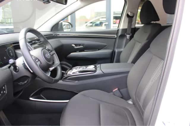 Hyundai Tucson (2024) thumbnail 8