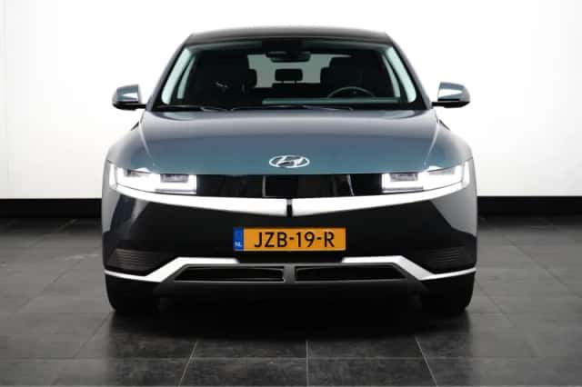 Hyundai Ioniq 5 (2024) thumbnail 2