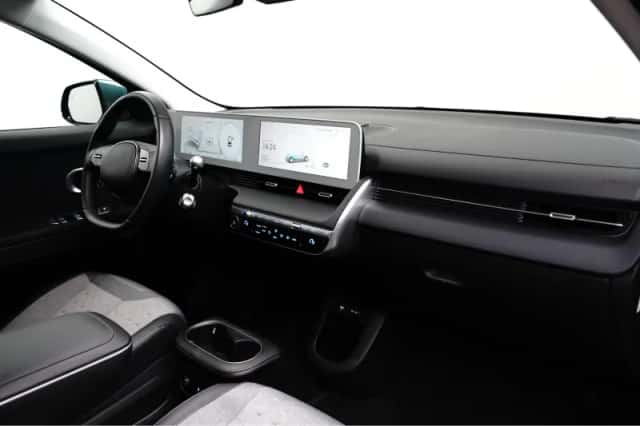 Hyundai Ioniq 5 (2024) thumbnail 8