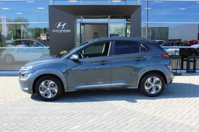 Hyundai Kona (2022) thumbnail 6