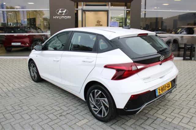 Hyundai i20 (2024) thumbnail 5