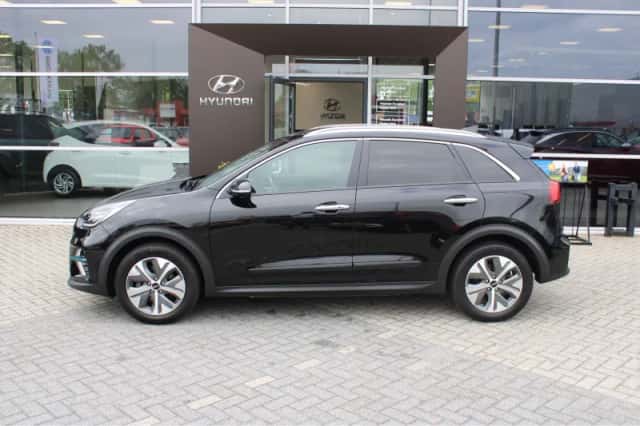 Kia Niro EV (2022) thumbnail 3