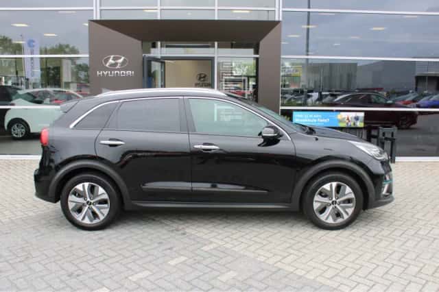 Kia Niro EV (2022) thumbnail 4