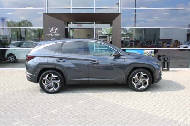 Hyundai Tucson (2023) thumbnail 4