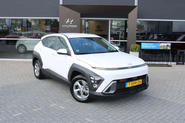 Hyundai Kona (2023) thumbnail 6
