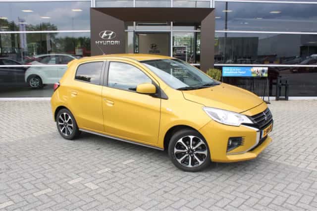 Mitsubishi Space Star (2024) thumbnail 2