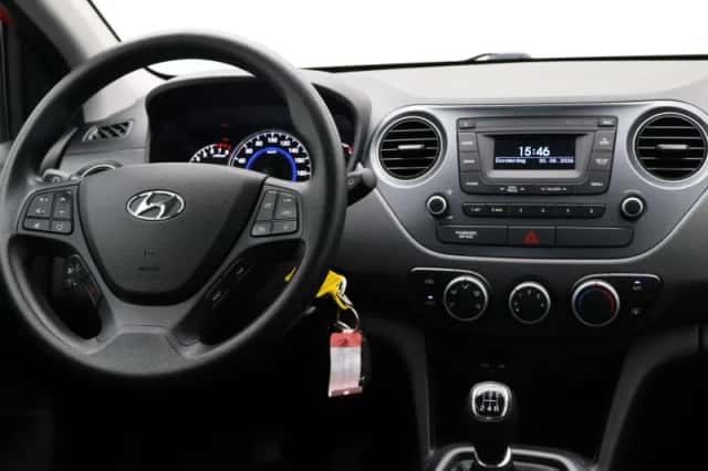 Hyundai i10 (2019) thumbnail 4