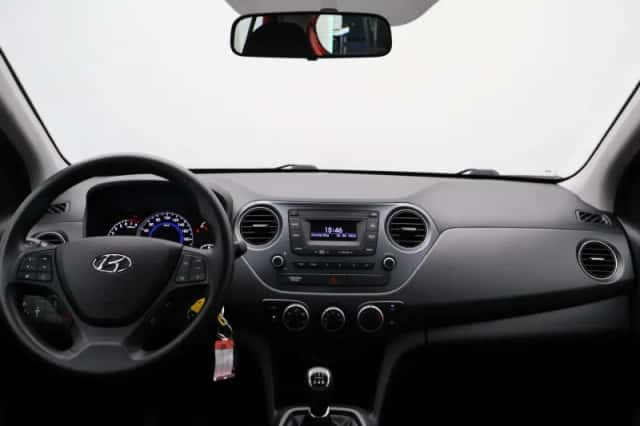 Hyundai i10 (2019) thumbnail 5