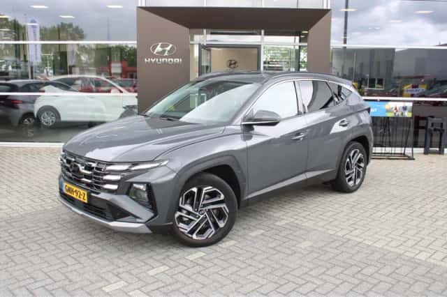 Hyundai Tucson (2024) thumbnail 1