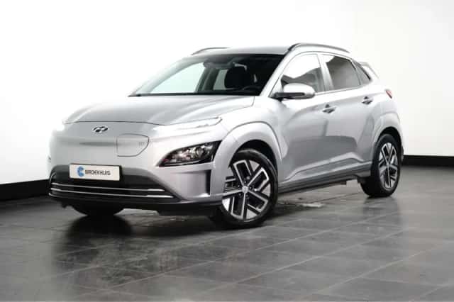 Hyundai Kona (2023) thumbnail 1