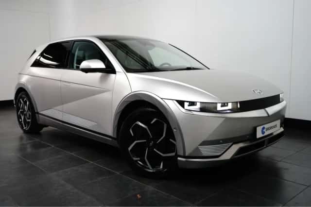 Hyundai Ioniq 5 (2023) thumbnail 3