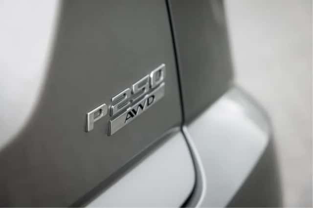 Jaguar E-Pace (2019) thumbnail 15