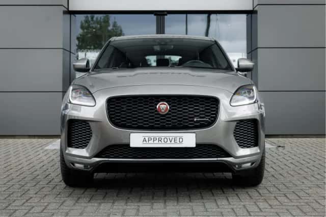 Jaguar E-Pace (2019) thumbnail 3