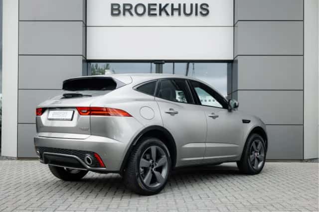 Jaguar E-Pace (2019) thumbnail 8