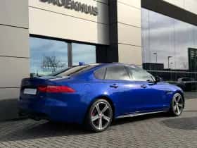 Jaguar XF (2017) thumbnail 7