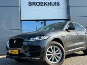 Jaguar F-Pace (2019) thumbnail 2