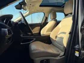 Jaguar F-Pace (2019) thumbnail 13