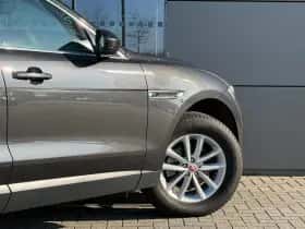 Jaguar F-Pace (2019) thumbnail 7