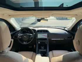 Jaguar F-Pace (2019) thumbnail 9