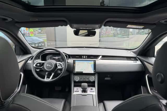 Jaguar F-Pace (2022) thumbnail 14